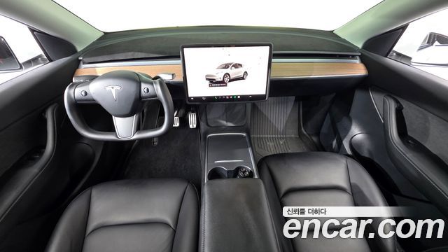 Tesla Model Y Long Range AWD 2022 — фото 7