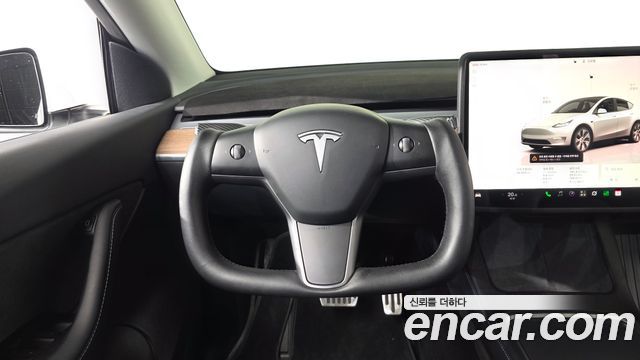 Tesla Model Y Long Range AWD 2022 — фото 17