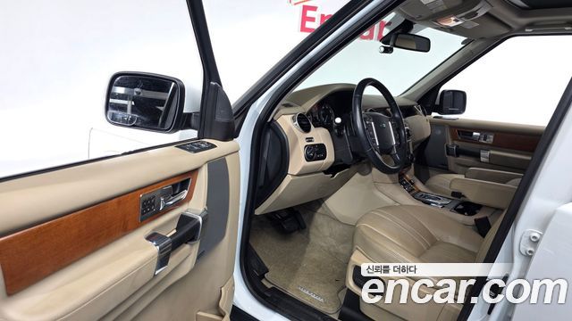 Land Rover Discovery 4 3.0 SDV6 SE 2012 — фото 10