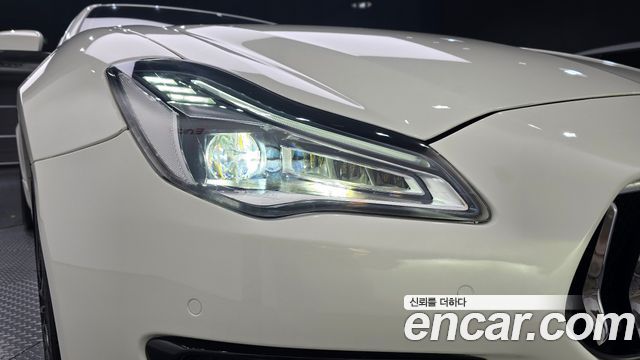 Maserati Quattroporte S Q4 3.0 V6 2019 — фото 28
