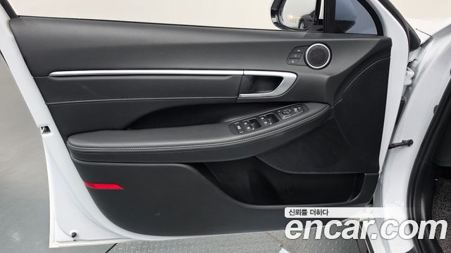 Hyundai Sonata The Edge (DN8) 2.0 Exclusive 2025 — фото 24