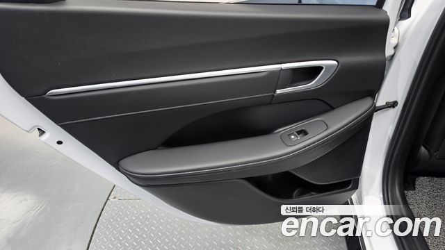 Hyundai Sonata The Edge (DN8) 2.0 Exclusive 2025 — фото 25
