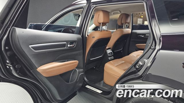 Renault Korea QM6 2.0 LPe RE Signature 2WD 2023 — фото 12