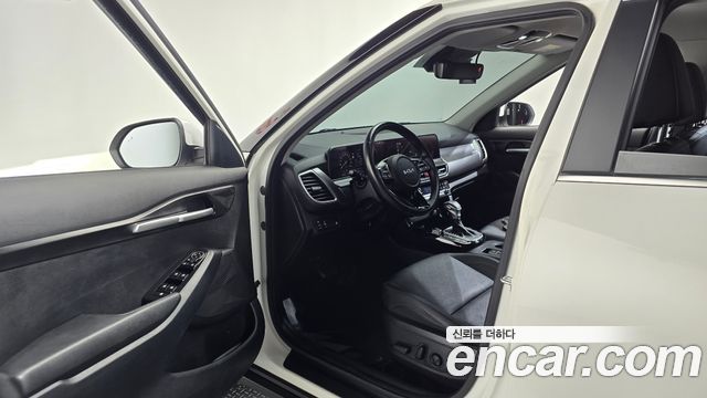 Kia Seltos Gasoline 2.0 2WD Prestige 2023 — фото 10