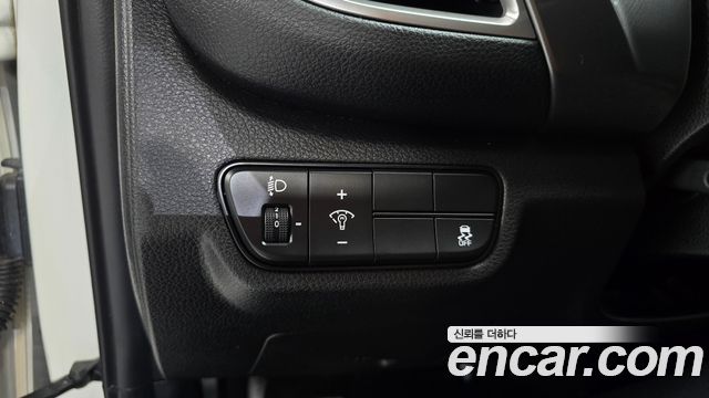 Kia Seltos Gasoline 2.0 2WD Prestige 2023 — фото 22