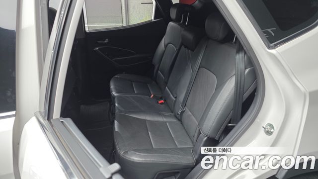 Hyundai Santa Fe (DM) Diesel(e-VGT) 2.0 2WD Exclusive 2015 — фото 11