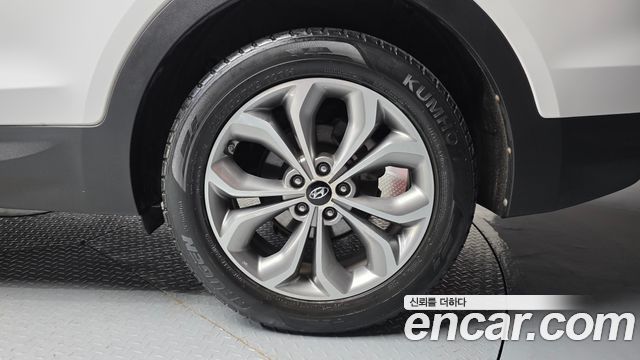 Hyundai Santa Fe (DM) Diesel(e-VGT) 2.0 2WD Exclusive 2015 — фото 21