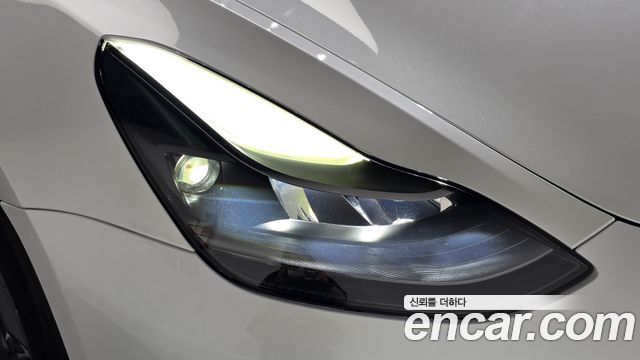 Tesla Model 3 Long Range AWD 2022 — фото 28