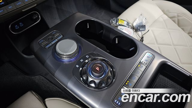 Genesis GV60 Standard AWD 2027 — фото 9
