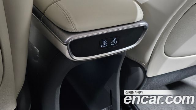 Genesis GV60 Standard AWD 2027 — фото 28
