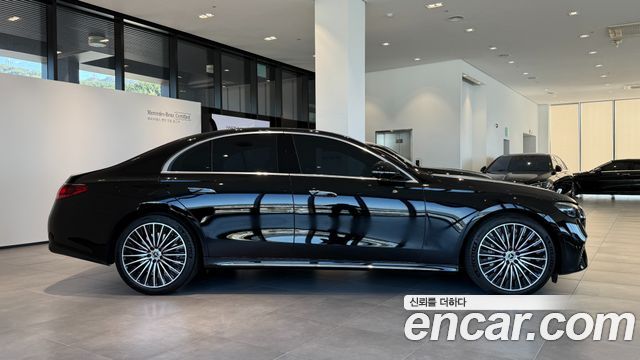 Mercedes-Benz E-Class (W214) E450 4MATIC Exclusive 2026 — фото 9