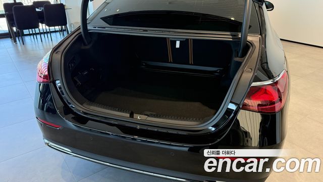 Mercedes-Benz E-Class (W214) E450 4MATIC Exclusive 2026 — фото 10