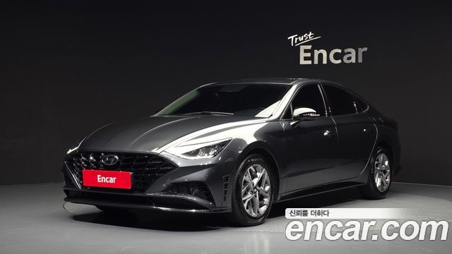 Hyundai Sonata (DN8) 2.0 Modern
