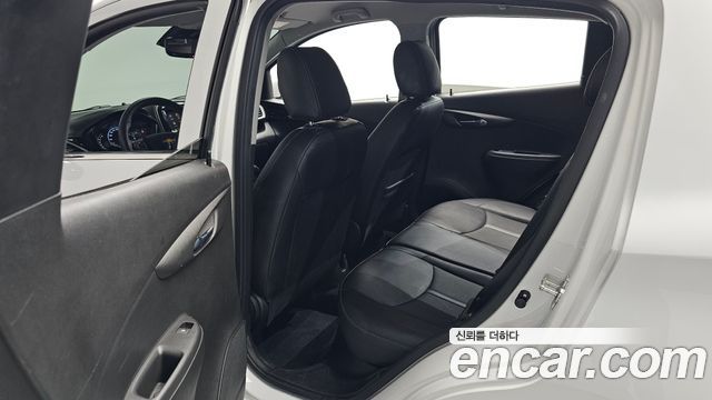 Chevrolet Spark Premier 2022 — фото 12