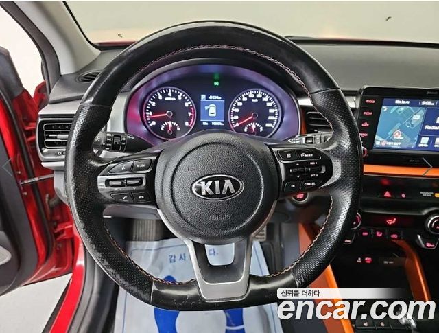 Kia Stonic 1.4 Prestige 2018 — фото 9