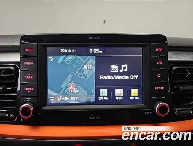Kia Stonic 1.4 Prestige 2018 — фото 17