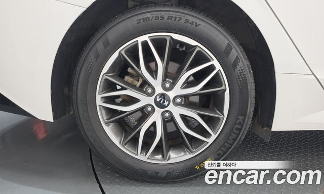 Kia K5 (III) 2.0 Trendy 2021 — фото 5