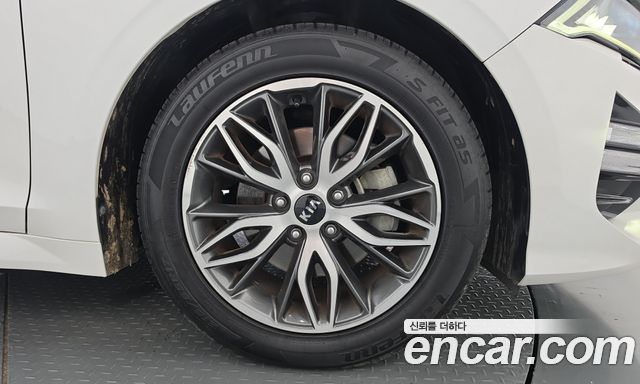 Kia K5 (III) 2.0 Trendy 2021 — фото 21