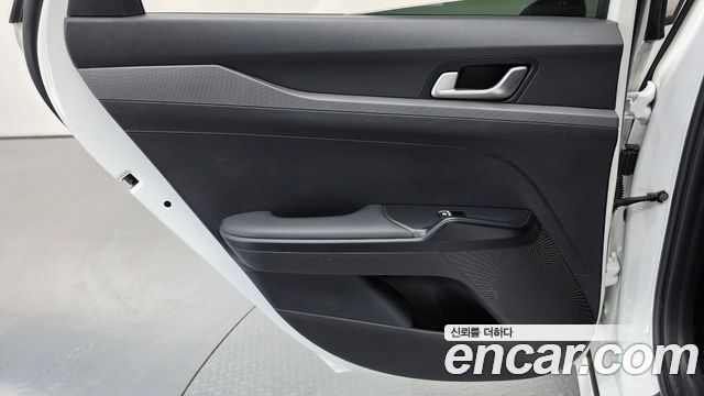 Kia K5 (III) 2.0 Trendy 2021 — фото 25