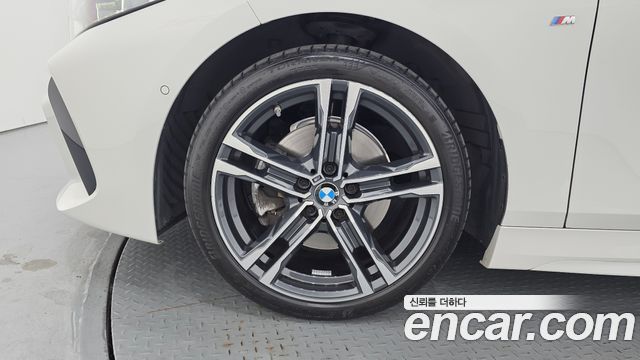 BMW 1 Series (F40) 118d M Sport 2021 — фото 5
