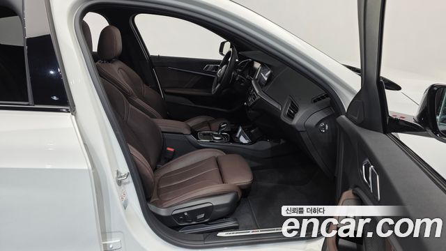 BMW 1 Series (F40) 118d M Sport 2021 — фото 11