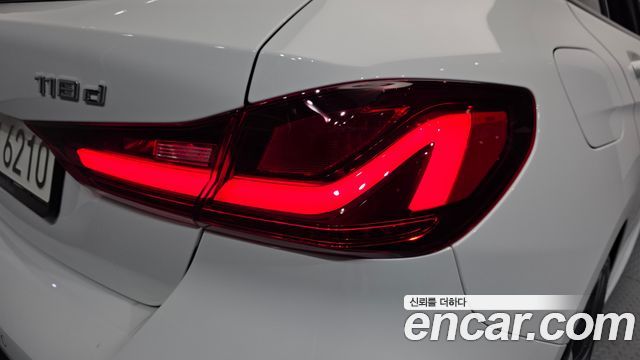 BMW 1 Series (F40) 118d M Sport 2021 — фото 23
