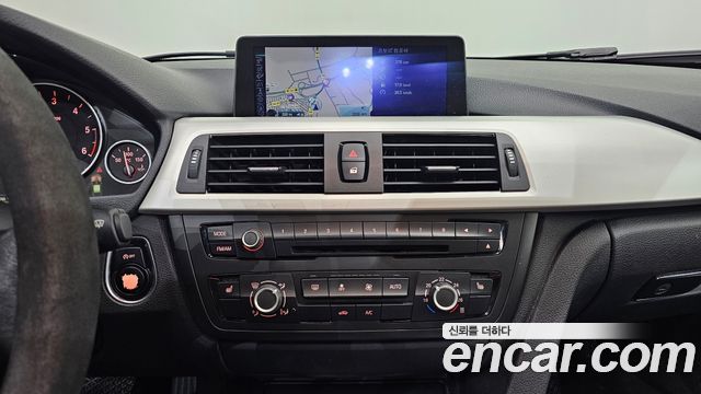 BMW 3 Series (F30) 320d ED Edition 2013 — фото 13