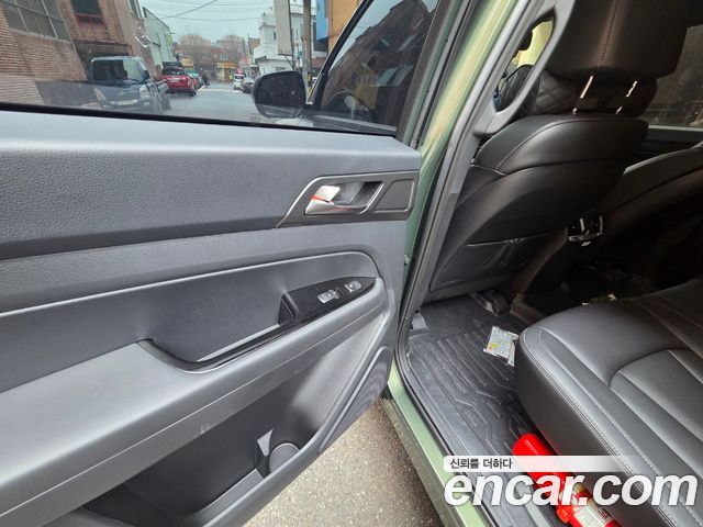 KG Mobility (SsangYong) Musso Sport Khan (Q261) Diesel 2.2 4WD Prestige 2025 — фото 7