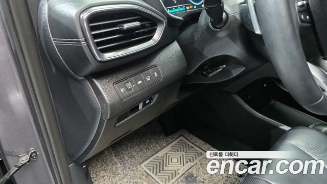 Hyundai Santa Fe HEV 1.6 2WD Prestige 2022 — фото 20