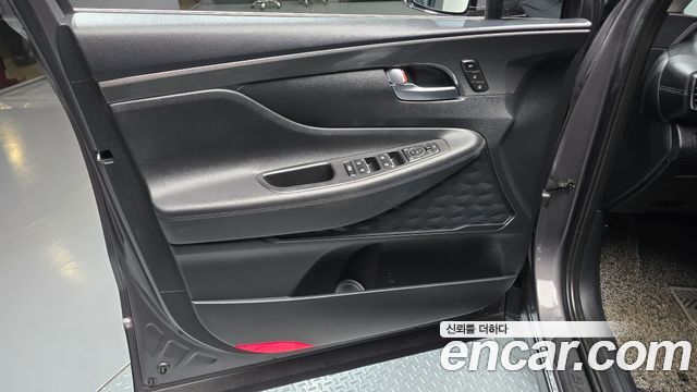 Hyundai Santa Fe HEV 1.6 2WD Prestige 2022 — фото 24