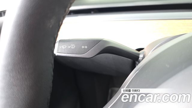 Tesla Model Y Long Range AWD 2021 — фото 24