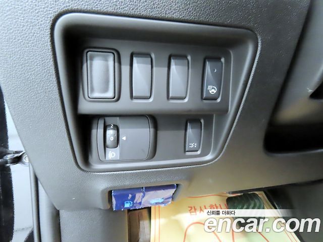 Renault Korea QM6 2.0 LPe RE Signature 2WD 2022 — фото 18