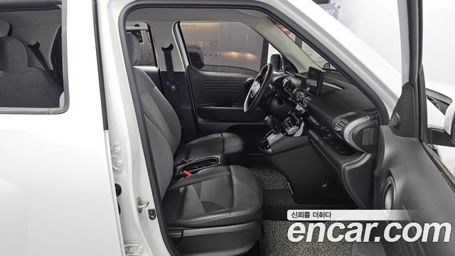 Hyundai Casper Smart 2023 — фото 10