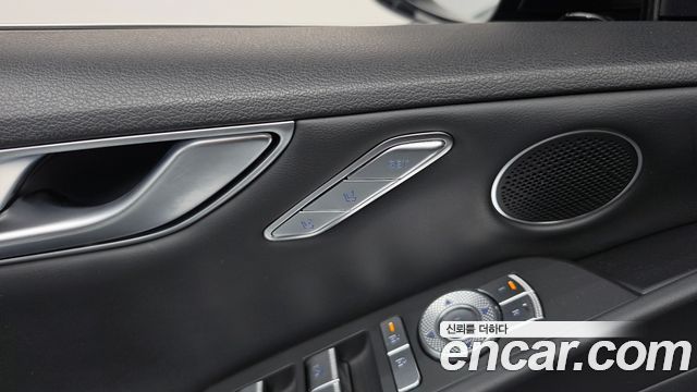 Genesis G80 (RG3) Gasoline 3.5 Turbo 2WD 2025 — фото 28