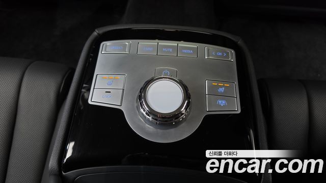 Genesis G80 (RG3) Gasoline 3.5 Turbo 2WD 2025 — фото 32