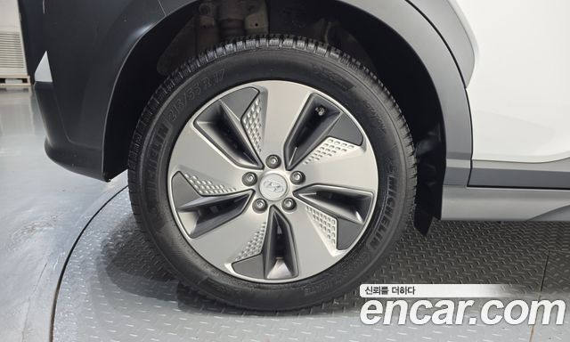 Hyundai Kona Electric Premium 2019 — фото 5