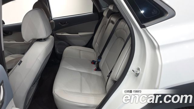 Hyundai Kona Electric Premium 2019 — фото 15