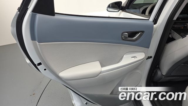 Hyundai Kona Electric Premium 2019 — фото 31