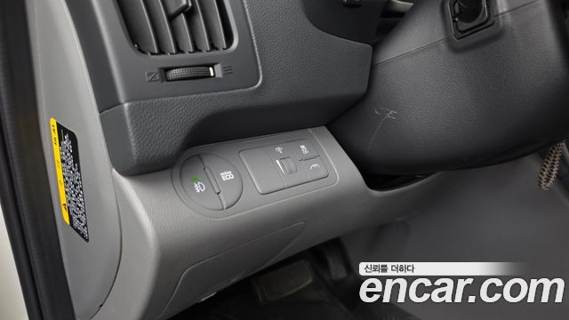 Hyundai Grand Starex Van 5-Seater Smart 2021 — фото 21