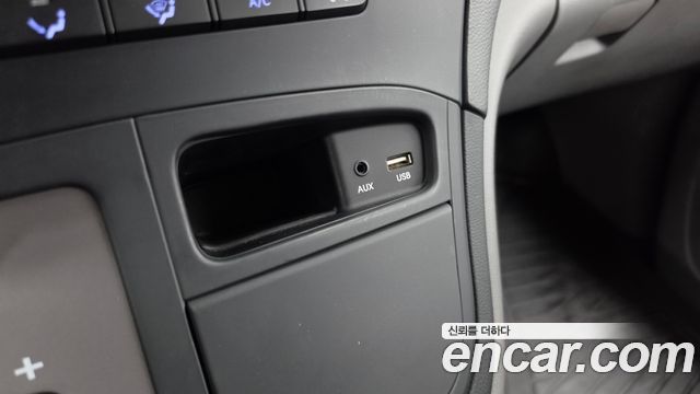 Hyundai Grand Starex Van 5-Seater Smart 2021 — фото 35