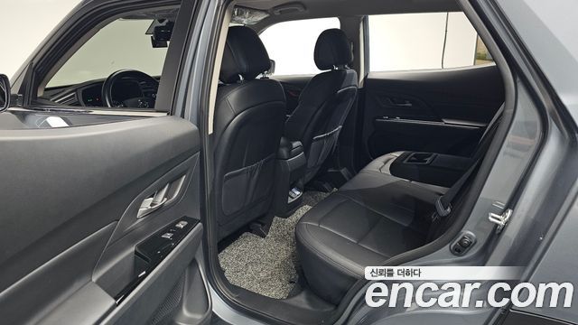 KG Mobility (SsangYong) Beautiful Korando Gasoline 1.5 2WD C5 Plus 2022 — фото 11