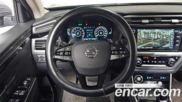 KG Mobility (SsangYong) Beautiful Korando Gasoline 1.5 2WD C5 Plus 2022 — фото 13