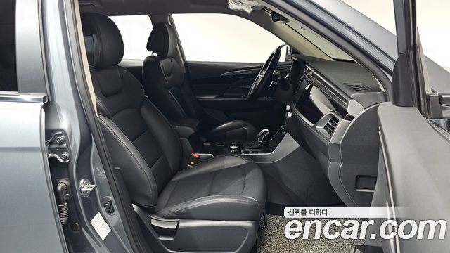 KG Mobility (SsangYong) Beautiful Korando Gasoline 1.5 2WD C5 Plus 2022 — фото 26