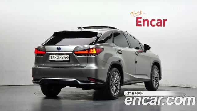 Lexus RX450h (IV) Executive 2021 — фото 2
