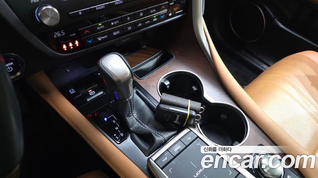 Lexus RX450h (IV) Executive 2021 — фото 9