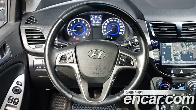 Hyundai Accent (New) 1.6 GDI Premium 2016 — фото 14
