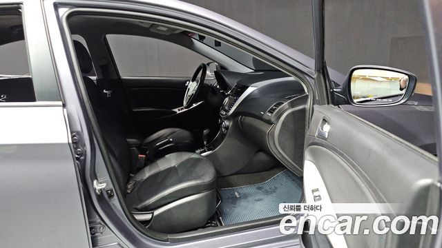 Hyundai Accent (New) 1.6 GDI Premium 2016 — фото 26