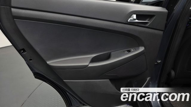 Hyundai Tucson Gasoline 1.6 turbo 2WD Modern 2020 — фото 25