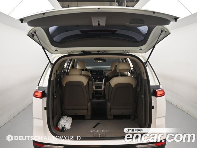 Kia Carnival (IV) Diesel 9-Seater Prestige 2021 — фото 23