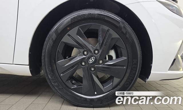 Hyundai Avante (CN7) 1.6 Inspiration 2021 — фото 21